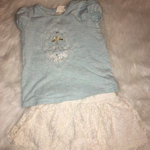 Lace short set in green and cream